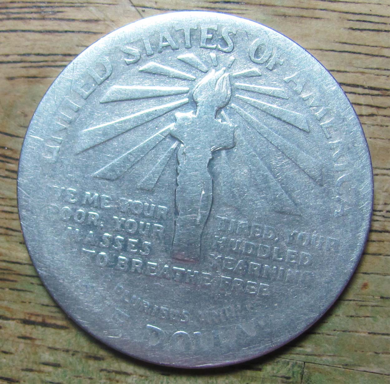 Ellis-Island-$1-Commemorative-For-Grading